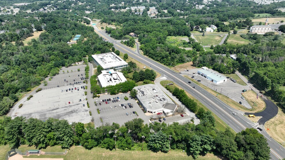 More Photos Of 1465 State Route 31 S, Annandale Medical For Lease