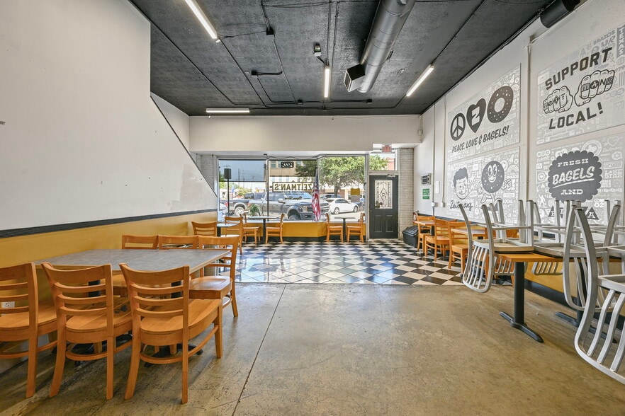 More Photos Of 220 N Main St, Bryan Storefront For Sale