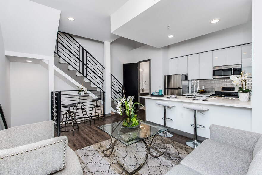 More Photos Of 644 N Normandie Ave, Los Angeles Apartments For Sale