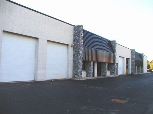 More Photos Of 163 Keyland Ct, Bohemia Manufacturing For Lease