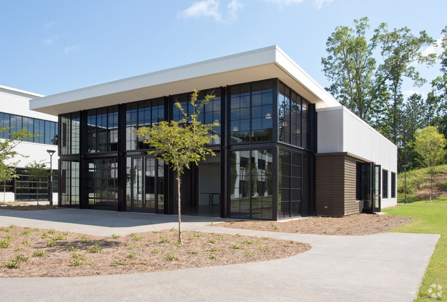 More Photos Of 1 Edison Dr, Alpharetta Unknown For Lease