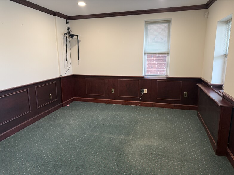 More Photos Of 38 E Lancaster Ave, Shillington Office For Lease