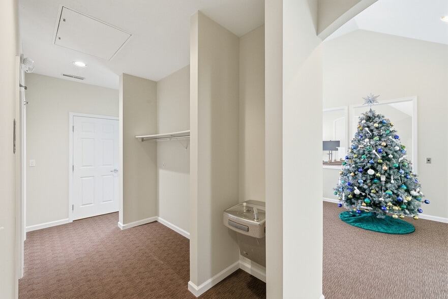 More Photos Of 1501 Millsboro Rd, Mansfield Religious Facility For Sale