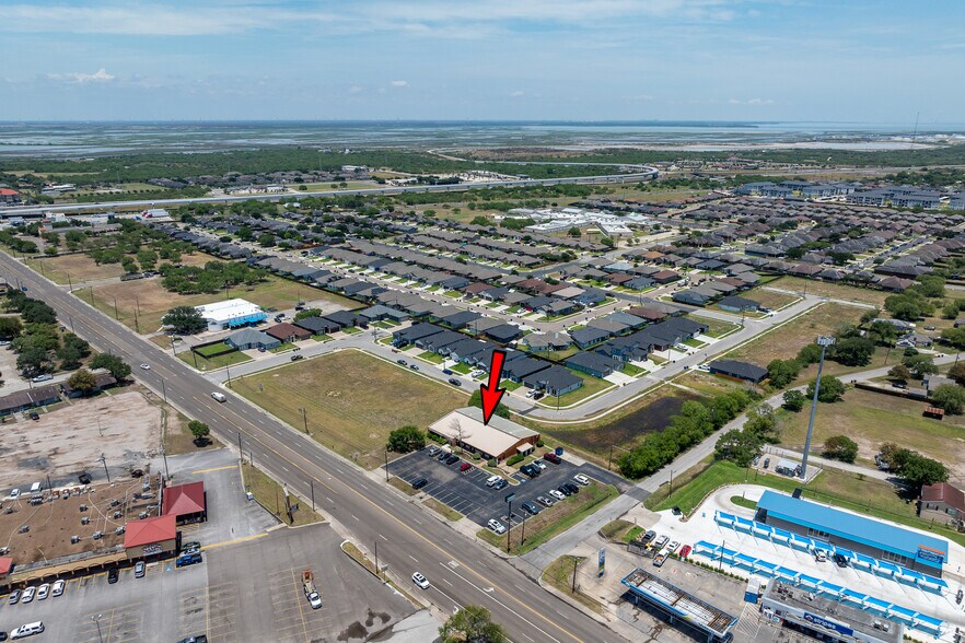 More Photos Of 3022 McKinzie Rd, Corpus Christi Medical For Sale