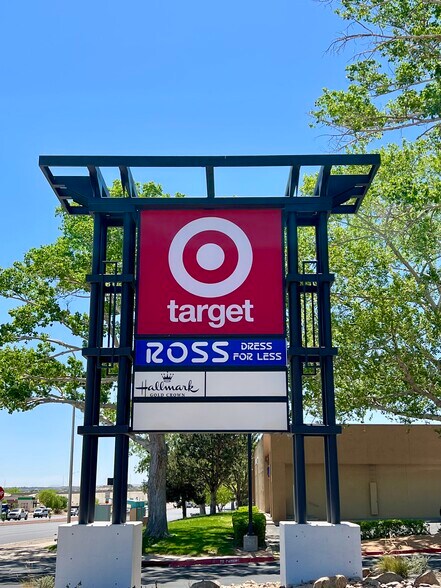 More Photos Of 9301 Coors Blvd NW, Albuquerque Unknown For Lease