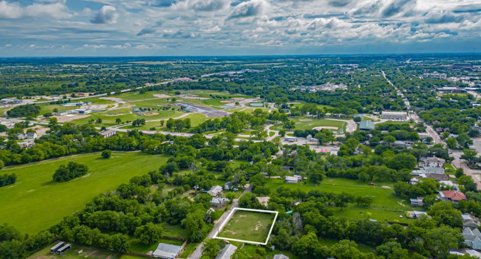 More Photos Of 0 Crow St, Stephenville Land For Sale