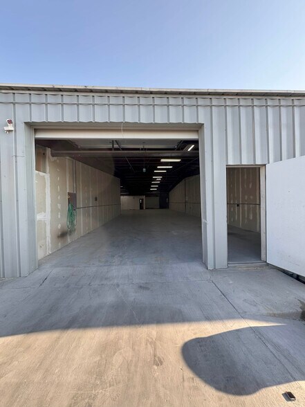 More Photos Of 2601 S Constitution Blvd, Salt Lake City Manufacturing For Lease