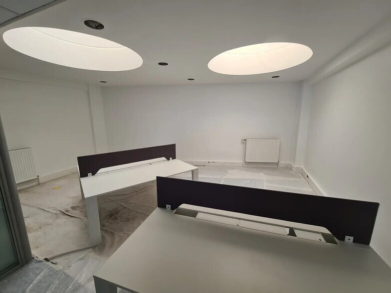 More Photos Of , Paris Office For Sale