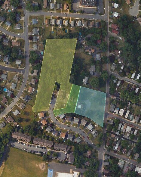 Primary Photo Of 900 Main St, Brookhaven Apartments For Sale