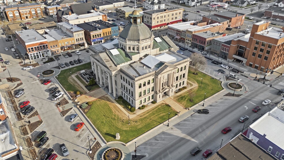 More Photos Of 209 W North St, Lebanon Office For Sale