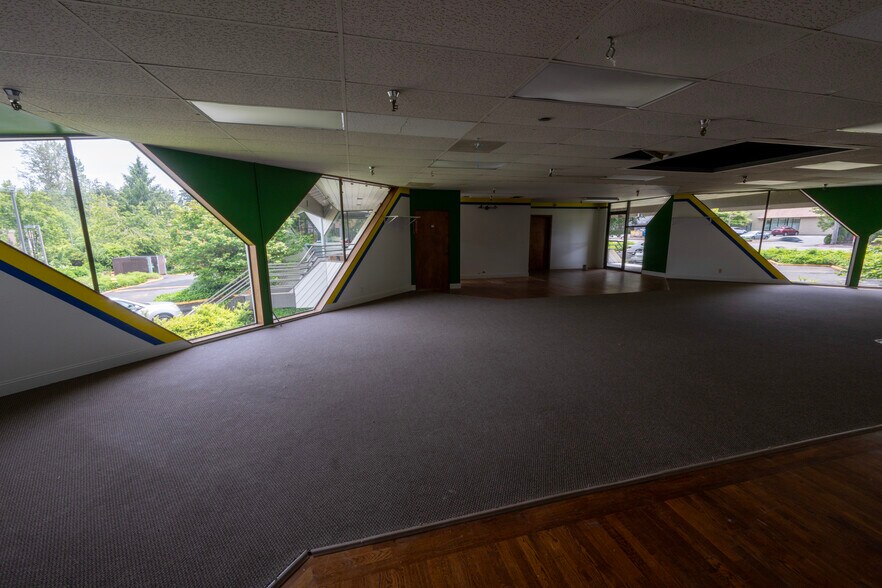 More Photos Of 9955 SW Beaverton Hillsdale Hwy, Beaverton Unknown For Lease