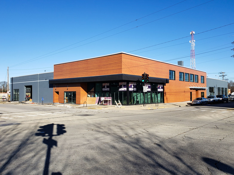 Primary Photo Of 500 N Walnut St, Champaign Storefront Retail Office For Lease