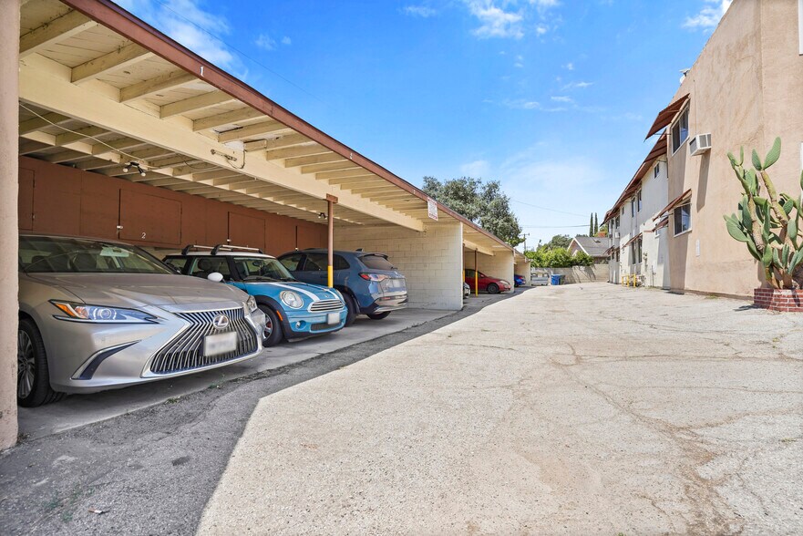 More Photos Of 4133 La Crescenta Ave, La Crescenta Apartments For Sale