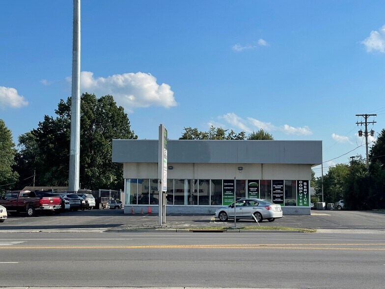 More Photos Of 1239 Mount Vernon Ave, Marion Storefront For Sale