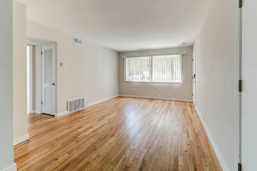 More Photos Of 7361 Dale Ave, Saint Louis Apartments For Sale