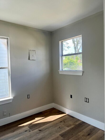 More Photos Of 7609 Shotwell St, Houston Apartments For Sale