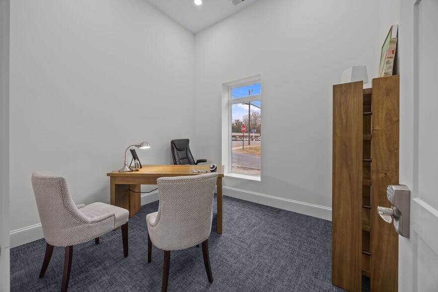 More Photos Of 1484 Dale Earnhardt Blvd, Kannapolis Freestanding For Lease