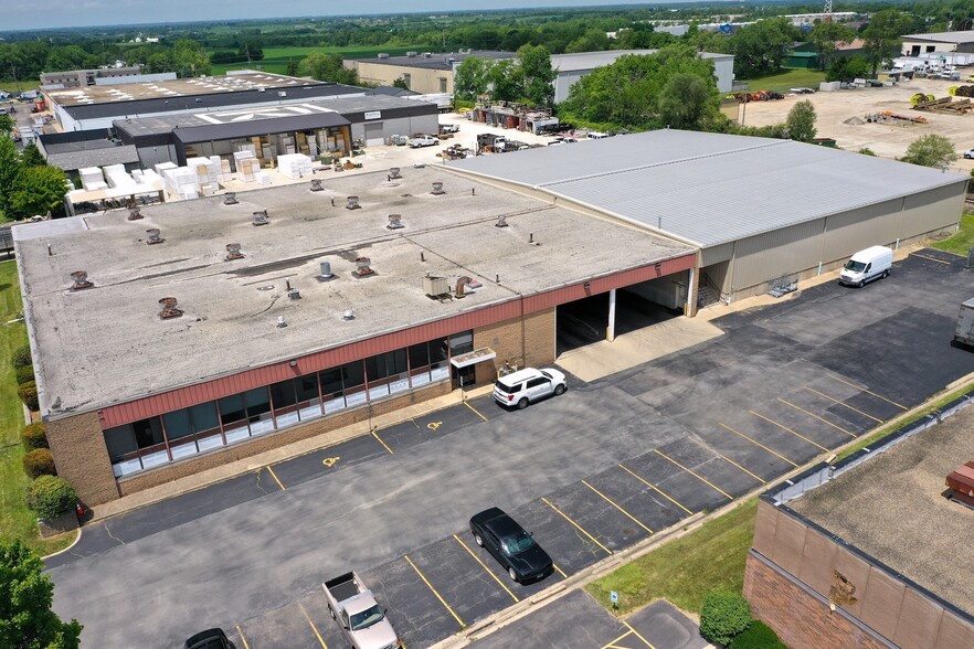 More Photos Of 2315 W Altorfer Dr, Peoria Warehouse For Sale