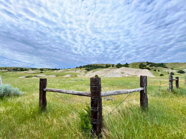 More Photos Of 24900 Spring Draw Rd, Scenic Land For Sale
