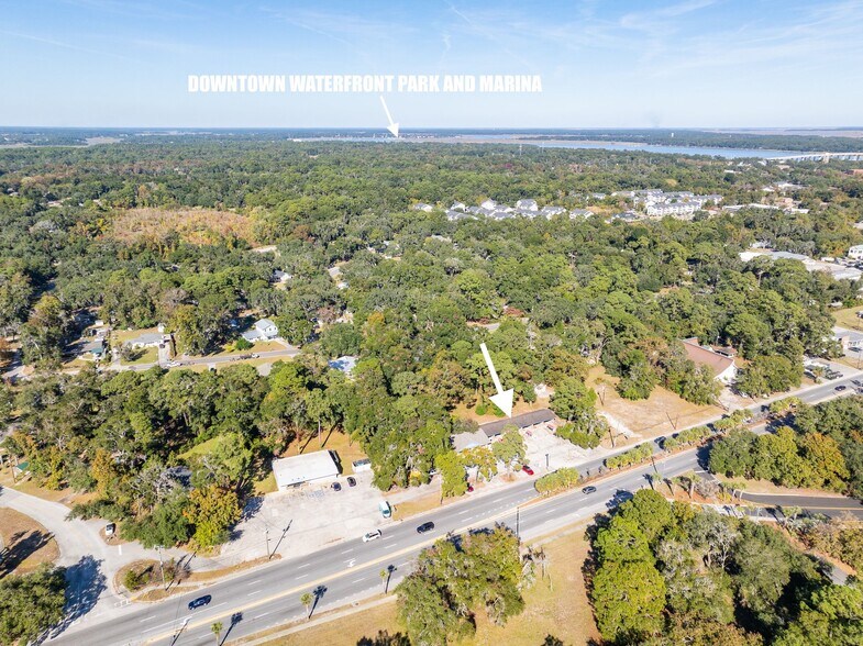 More Photos Of 1810 Ribaut Rd, Port Royal Convenience Store For Sale