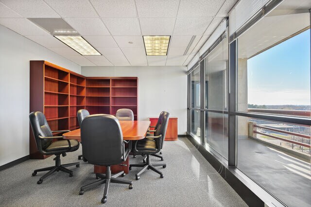 More Photos Of 1950 Old Gallows Rd, Vienna Office For Lease