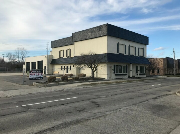 Primary Photo Of 410 W Jefferson Ave, Trenton Light Distribution For Sale
