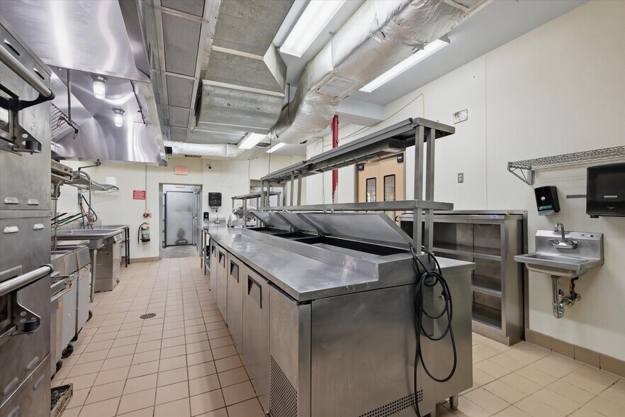 More Photos Of 1017 Highland Ave, Greensburg Restaurant For Sale