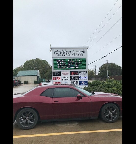 More Photos Of 785 W Hidden Creek Pkwy, Burleson General Retail For Lease
