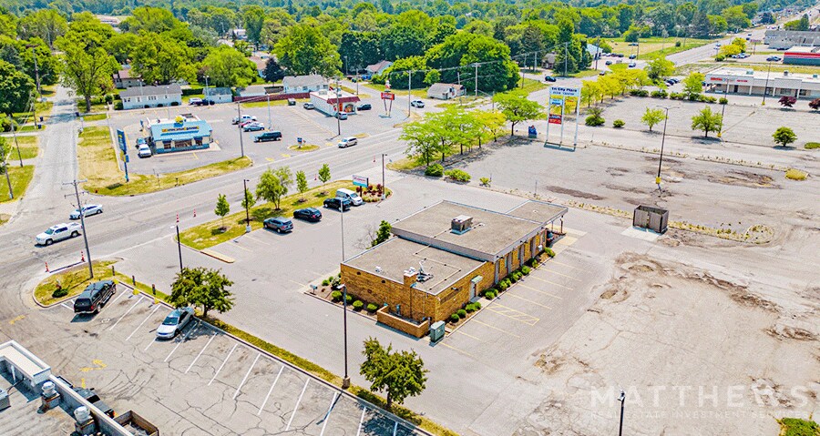 More Photos Of 3730 Dixie Hwy, Saginaw Drugstore For Sale
