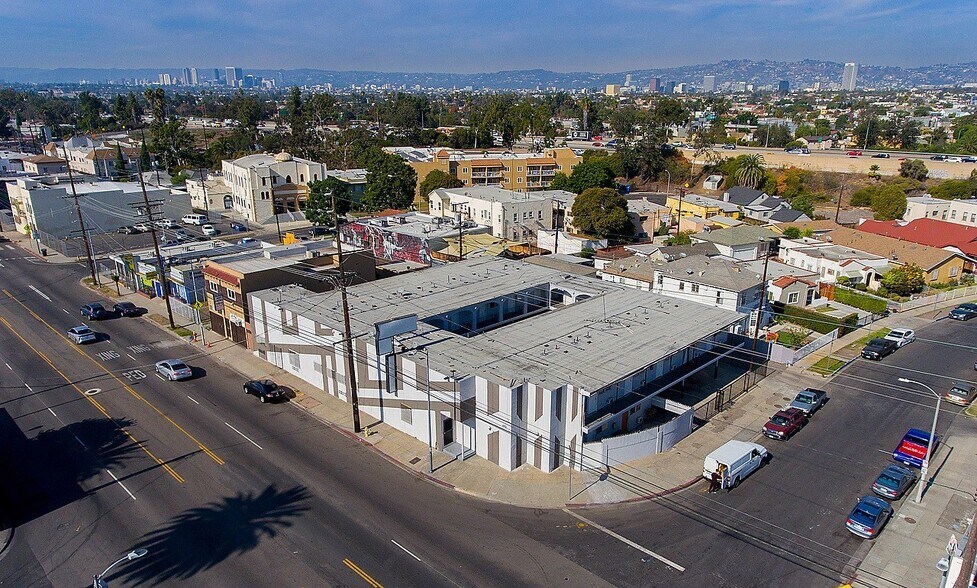 More Photos Of 4905 W Adams Blvd, Los Angeles Apartments For Sale