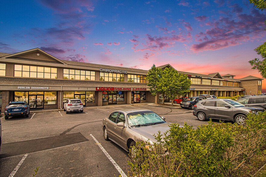 Primary Photo Of 5001 S Parker Rd, Aurora Office For Lease