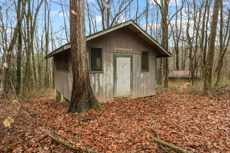 More Photos Of 5734 Durbin Rd, Bellville Specialty For Sale