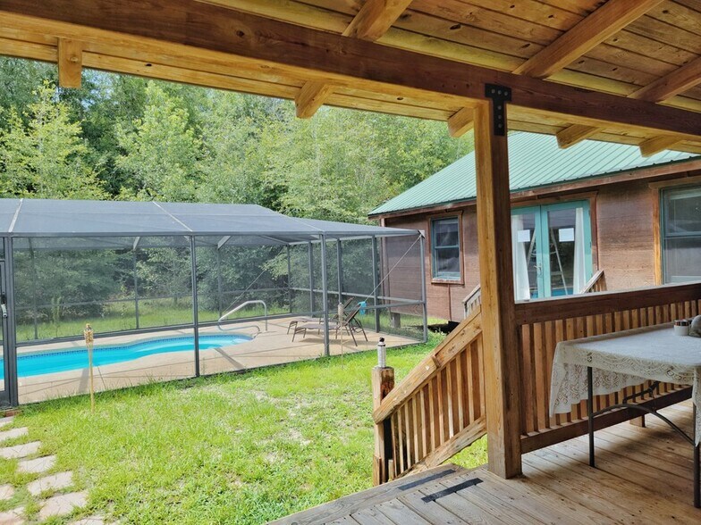More Photos Of 9545 178th St, Mc Alpin Specialty For Sale