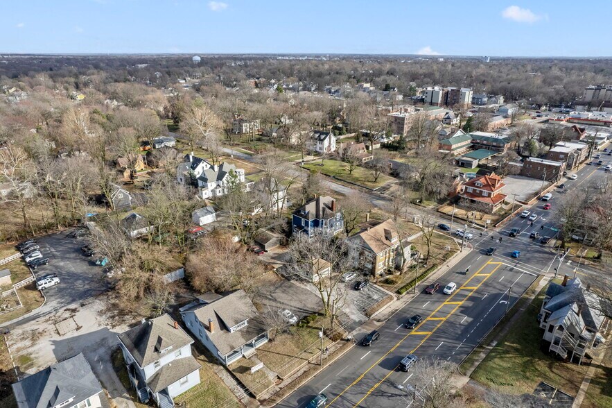 More Photos Of 1201 E Walnut St, Springfield Loft Creative Space For Sale