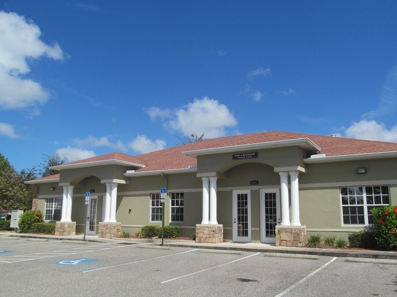 More Photos Of 2523-2525 Seven Springs Blvd, New Port Richey Medical For Lease