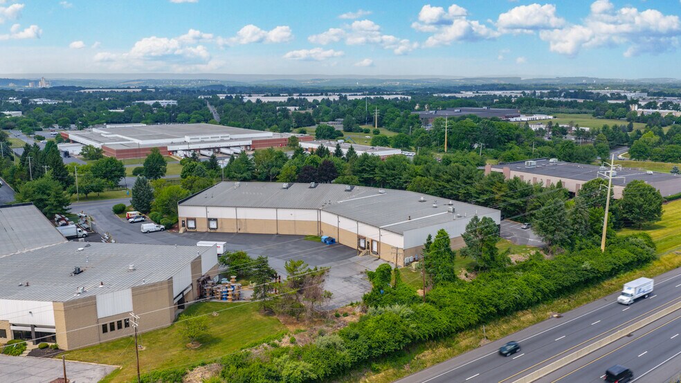 More Photos Of 2020 Highland Ave, Bethlehem Distribution For Lease