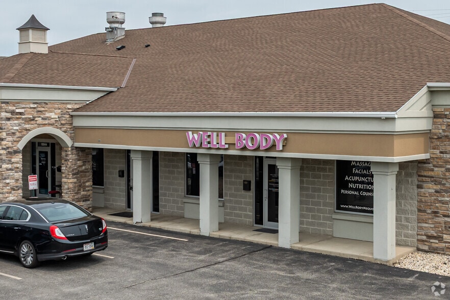 More Photos Of 10040-10046 N Port Washington Rd, Mequon Storefront Retail Office For Lease