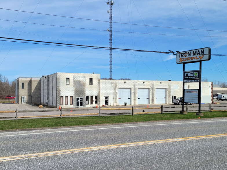 Primary Photo Of 14841 Sperry Rd, Newbury Warehouse For Lease