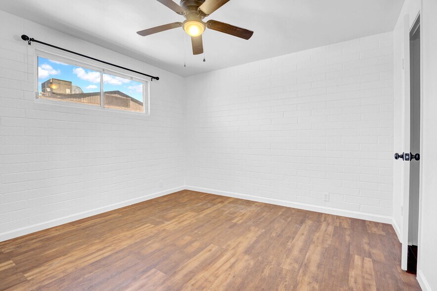 More Photos Of 1942 W Berridge Ln, Phoenix Apartments For Sale