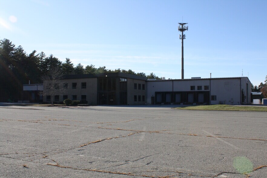 More Photos Of 30 Independence Rd, Kingston Distribution For Lease