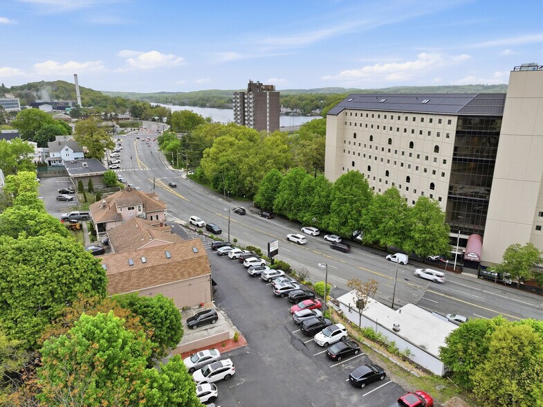 More Photos Of 50 Lake Ave, Worcester Office For Lease