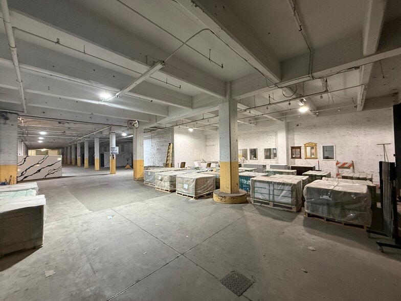 More Photos Of 2031-2035 Washington Ave, Philadelphia Freestanding For Lease