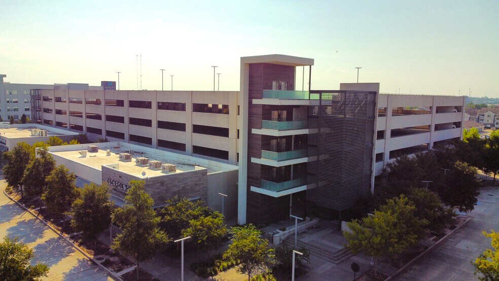 More Photos Of 8821 Metropark Dr, Shenandoah Unknown For Lease