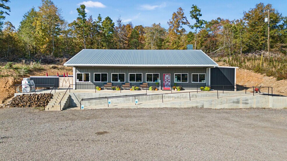 More Photos Of 9559 Co 5440 Rd rd, Ozone Restaurant For Sale