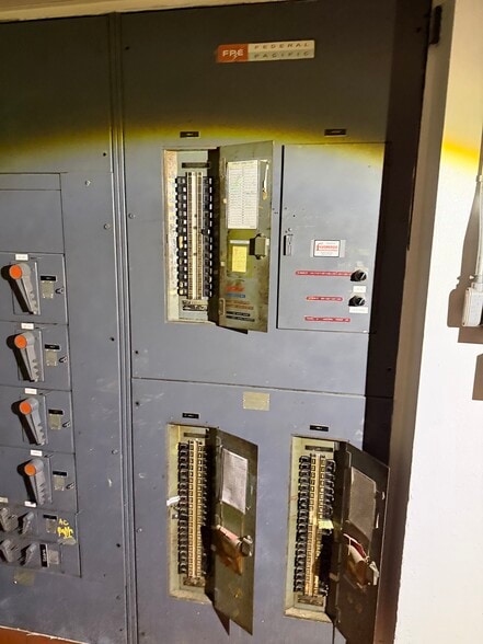 More Photos Of 2673 Mount Vernon Ave, Bakersfield Restaurant For Sale