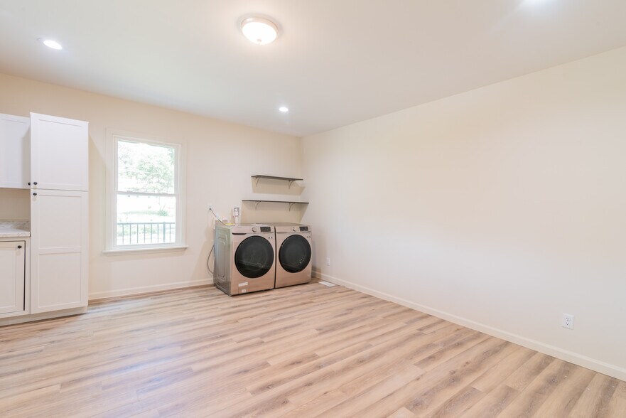 More Photos Of 506 E Marion St, Shelby Apartments For Sale