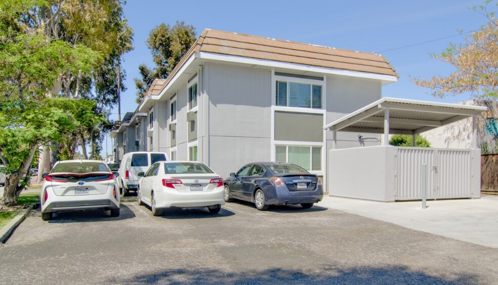 More Photos Of 229 Polaris Ave, Mountain View Office For Lease