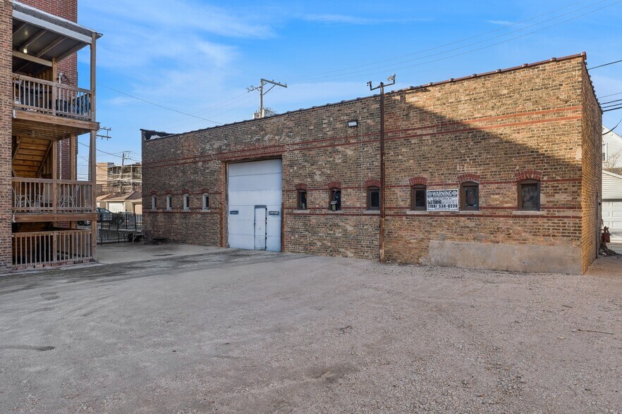 More Photos Of 2732 W Belmont Ave, Chicago Multifamily For Sale