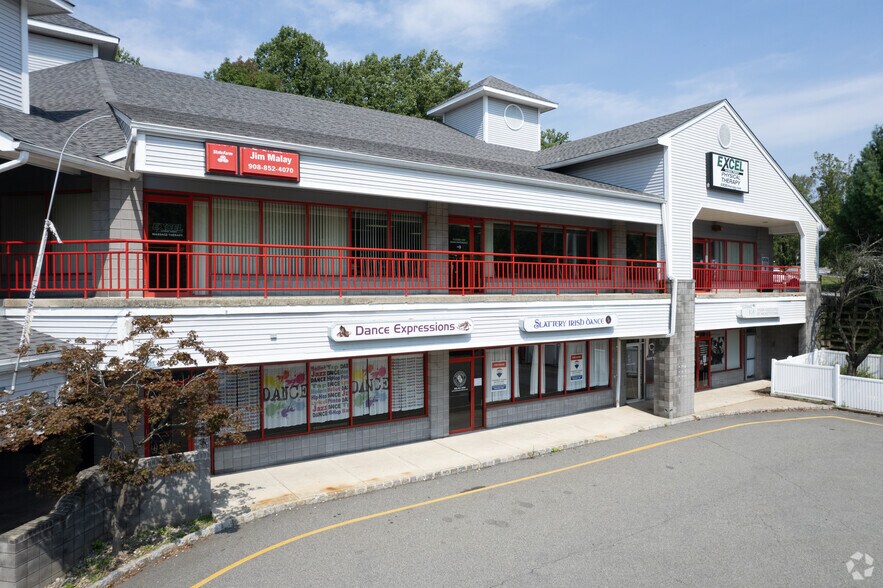 More Photos Of 915 Route 517, Hackettstown Storefront For Lease