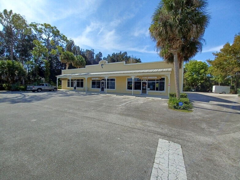 Primary Photo Of 6062-6074 SE Federal Hwy, Stuart Storefront Retail Office For Sale